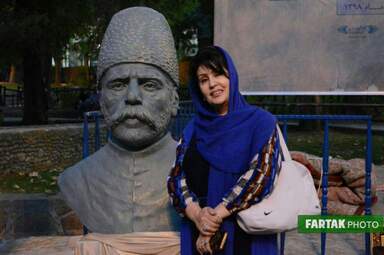 مراسم رونمایی از تندیس میرزا رضا کلهر
