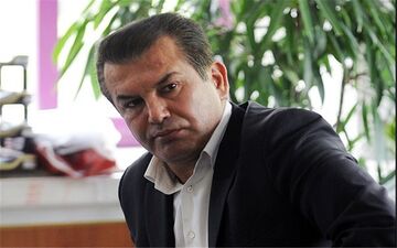 علی پروین خطاب به استیلی: ببین حمید، مدیرفنی یعنی کشک!