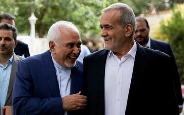 حضور دکتر مسعود پزشکیان و جواد ظریف پای صندوق رای + ویدئو