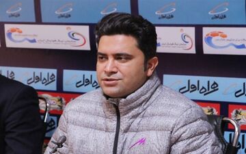 سرمربی ماشین سازی: در خیلی از مسابقات بد شانس بودیم/ به جدول لیگ توجهی نداریم