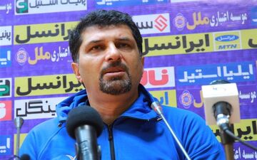 حسینی: پیکان شانسی در نقل و انتقالات ندارد/ بازهم باید به سمت جذب بازیکن جوان و گمنام برویم
