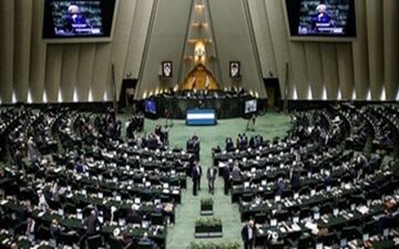باقری درباره مذاکرات لغو تحریم به نمایندگان مجلس گزارش خواهد داد
