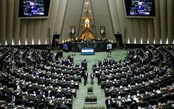 باقری درباره مذاکرات لغو تحریم به نمایندگان مجلس گزارش خواهد داد
