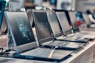 بحران در بازار دیجیتال؛ پرواز قیمت موبایل و لپ‌تاپ با جهش نرخ ارز