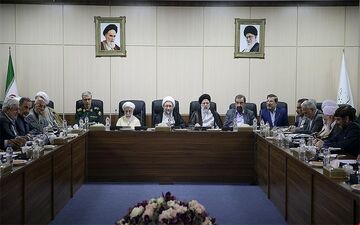 ابلاغ تدابیر پنج‌گانه مجمع تشخیص برای سرعت بخشیدن به مبارزه با کرونا
