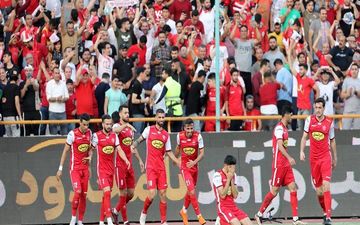 پیروزی پر گل پرسپولیس برابر گل‌گهر در پایان نیمه نخست