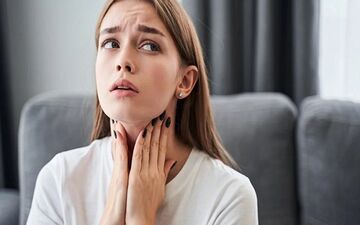 وقتی غذا در گلو گیر می‌کند؛ چگونه جان خود و دیگران را نجات دهیم؟
