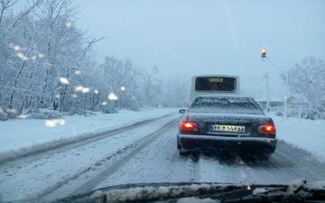 وضعیت بشدت بحرانی اتوبان قم - تهران / لزوم حضور هرچه سریعتر نیروهای امدادی!  + فیلم