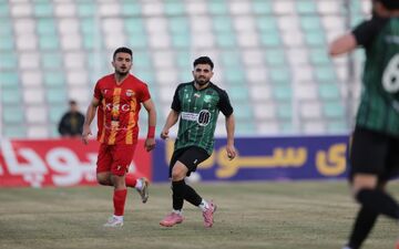 فرار بزرگ علیپور؛ ستاره پرسپولیس بالاتر از همه ایستاد

