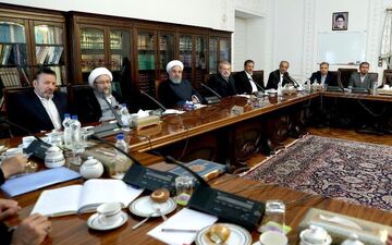 آمریکایی ها مجبوربه فاصله گرفتن ازتوهم قطع فروش نفت ایران شده اند