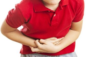  خوراکی های موثر برای کاهش درد معده