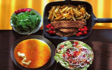 طرز تهیه کباب تابه‌ ای ترکیه‌ ای با سس گوجه؛ غذایی خوشمزه، آسان و بین‌المللی