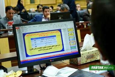 شورای گفتگوی دولت و بخش خصوصی استان کرمانشاه با حضور وزیر صمت