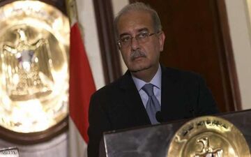 نخست وزیر مصر استعفا کرد/سیسی: بعد از عید فطر ملت را خوشحال می‌کنیم