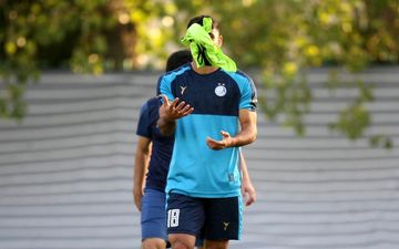 سرماخوردگی کار دست مهاجم استقلال داد