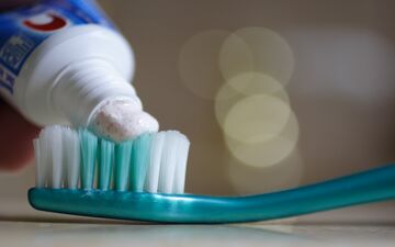 بهترین زمان مسواک زدن چه وقتی است؟