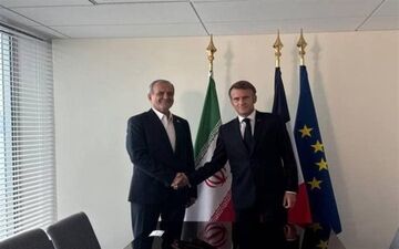  پزشکیان و مکرون دیدار کردند 