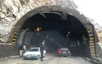 دستور روحانی برای آغاز رفت و آمد آزمایشی از بزرگراه تهران -شمال
