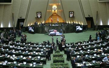 170 استاد و پژوهشگر از لایحه انتقال تابعیت از طریق مادر حمایت کردند