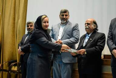 بزم ادبی- هنری  شاهنامه‌خوانی  مرکز آموزشی علمی- فرهنگی سما در دانشگاه رازی