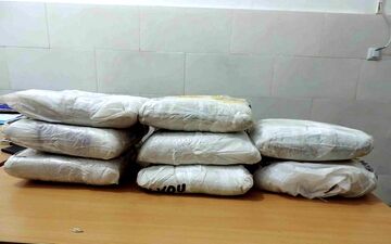 فرمانده انتظامی خاتم: قاچاقچیان با ۲۳۸ کیلوگرم تریاک در خاتم زمین‌گیر شدند