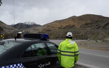  بارش باران در محورهای اصفهان و سمنان/پدیده مه گرفتگی در جاده های مازندران و گلستان