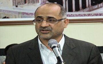 شفاف‌سازی آمار مبتلایان کرونا به معنای ترساندن مردم نیست
