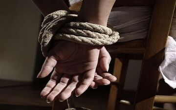 بلایی که مرد همسایه سر خانم خبرنگار آورد/او به من گفت به خانه‌اش بروم تا…