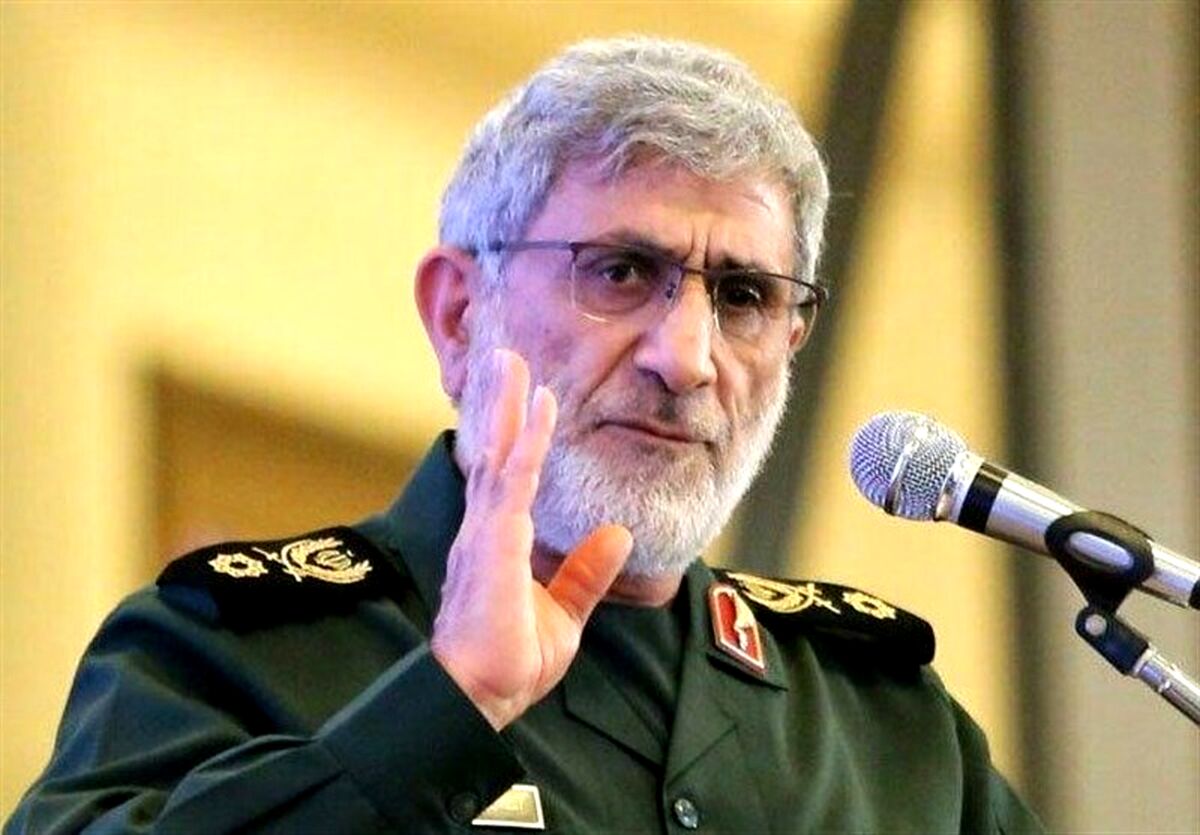 سردار قاآنی در مراسم تشییع پیکر سردار افشار حضور یافت