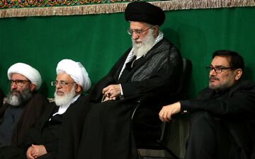 
آخرین شب مراسم عزاداری حضرت اباعبدالله الحسین در حضور رهبری
