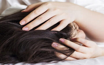۷ دمنوش‌ سردرد پریودی که معجزه می‌کنند!