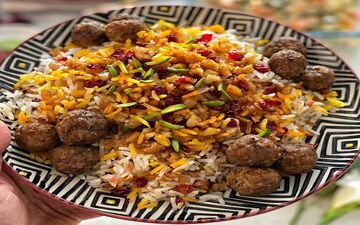 گردو پلو به روش مجلسی و با طعم بسیار عالی رو این طوری درست کن