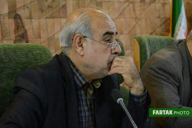 نشست معاون سیاسی وزارت کشور با معتمدین کرمانشاه