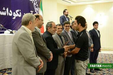 تجلیل از خبرنگاران ورزشی توسط اداره ورزش و جوانان استان کرمانشاه