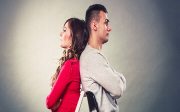 زوج‌ها جدی بگیرند؛ پس از دعوا با همسر، چگونه آشتی کنیم؟