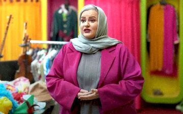 نعیمه نظام‌دوست شمع روشن کرد! لحظه‌ای تاثیرگذار در خیابان + عکس