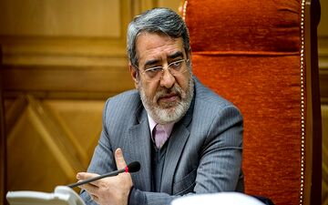 ابراز نارضایتی وزیر کشور از کندی کنترل مکانیزه در مبادی واردات و صادرات