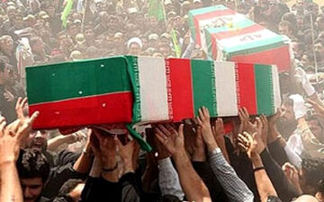 دیدار خانواده‌های داغدار با پیکرهای شهدای حادثه تروریستی + فیلم