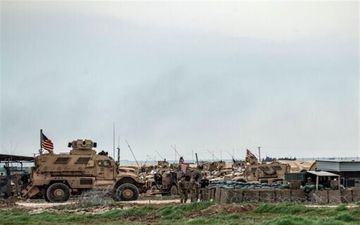  حمله موشکی به میدان نفتی اشغالگران آمریکایی در«کونیکو» سوریه 