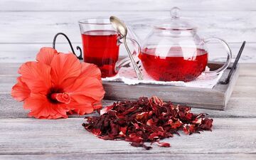 دمنوش‌هایی برای شفاف‌سازی پوست