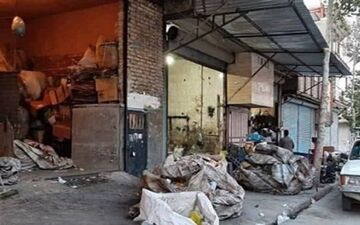 پلمب 29 مغازه ضایعاتی غیرمجاز در کرمانشاه/کشف 5 هزار متر سیم برق و لوله پلی‌اتیلن سرقتی 


