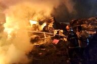 مهار آتش‌سوزی پارکینگ طبقاتی طالقانی اهواز بدون تلفات

