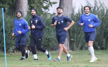 دفاع وسط استقلال دیدار با تراکتور را از دست داد