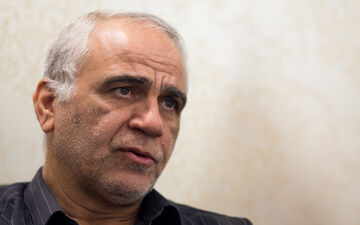 وزیر دولت احمدی‌نژاد از اوین آزاد شد 