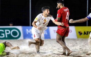 خلاصه فوتبال ساحلی ایران 8 - عمان 1 + ویدئو