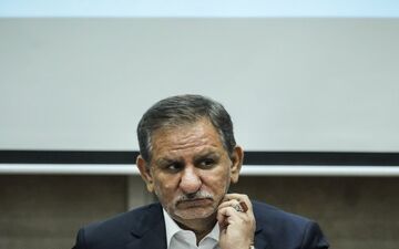 جهانگیری:کشتیرانی جمهوری اسلامی ایران در شرایط تحریم بار سنگینی بر دوش دارد