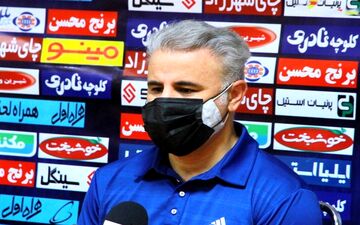  خرمگاه: به لحاظ بدنی خیلی عقب هستیم/ فوتبال را باختیم و بهانه نمی‌آوریم
