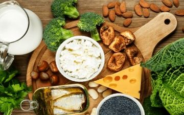 چرا مصرف مواد غذایی حاوی کلسیم مهم است؟

