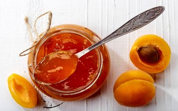 خوشمزه ترین صبحانه | برای دلبندت مارمالاد زردآلو طعم جذابی داره!