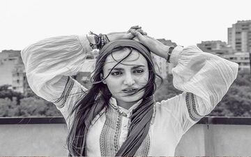 کیمیا اکرمی بازیگر نقش محبوبه در سریال روزهای ابدی کشف حجاب کرد + عکس